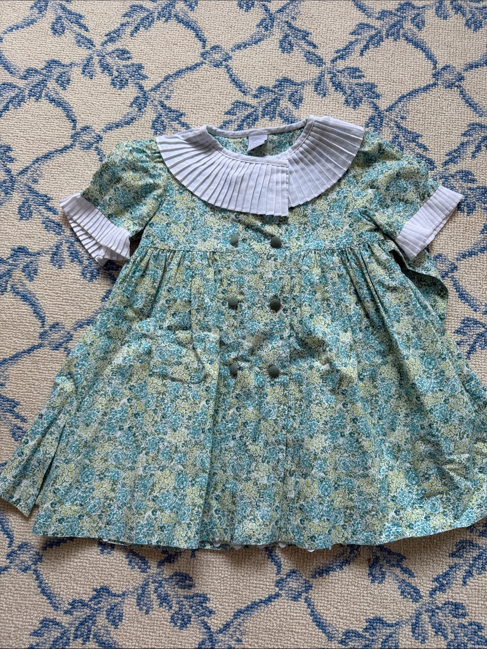 Girls' Floral Green Pleated-Collar Formal Dress